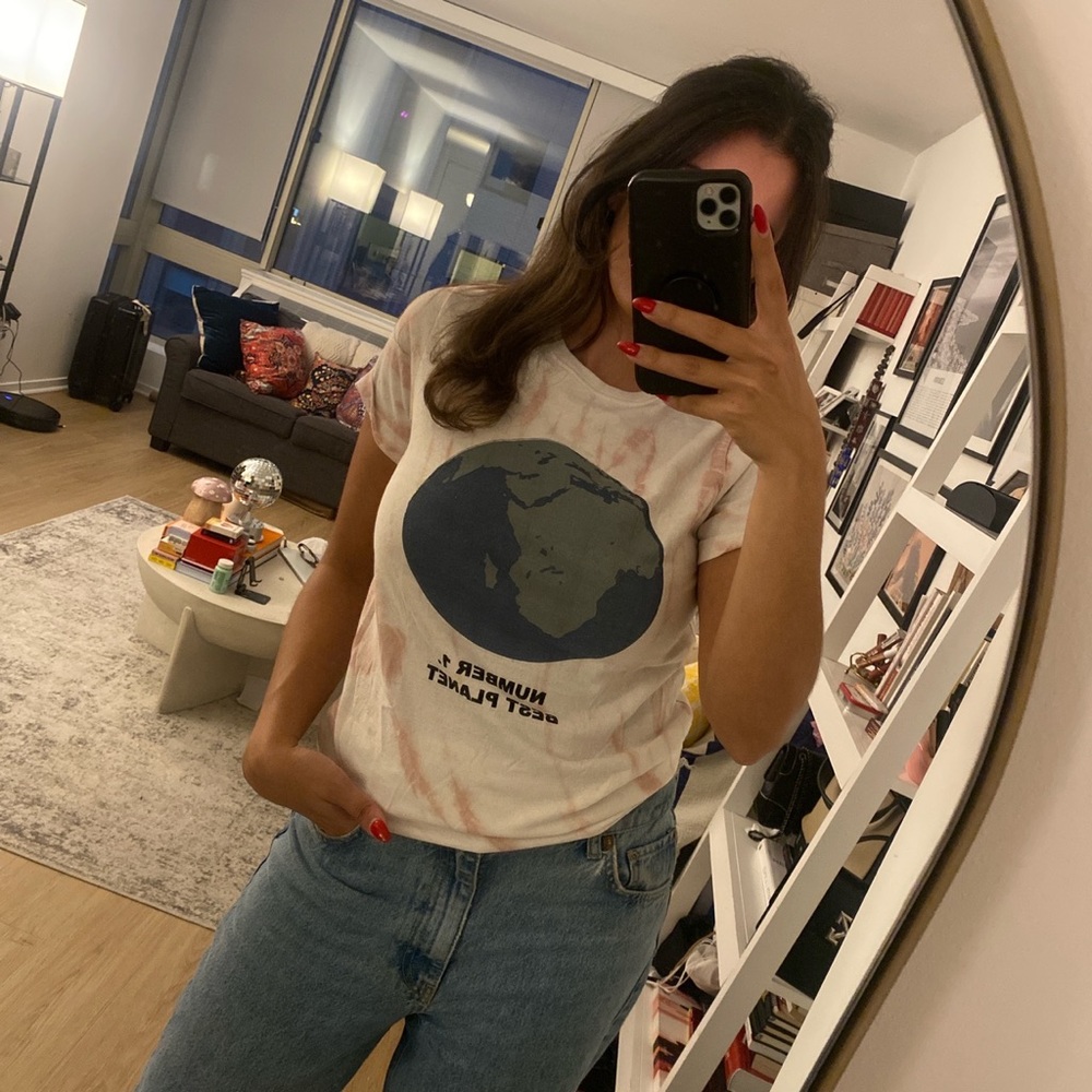 Light pink tie dye earth t-shirt.